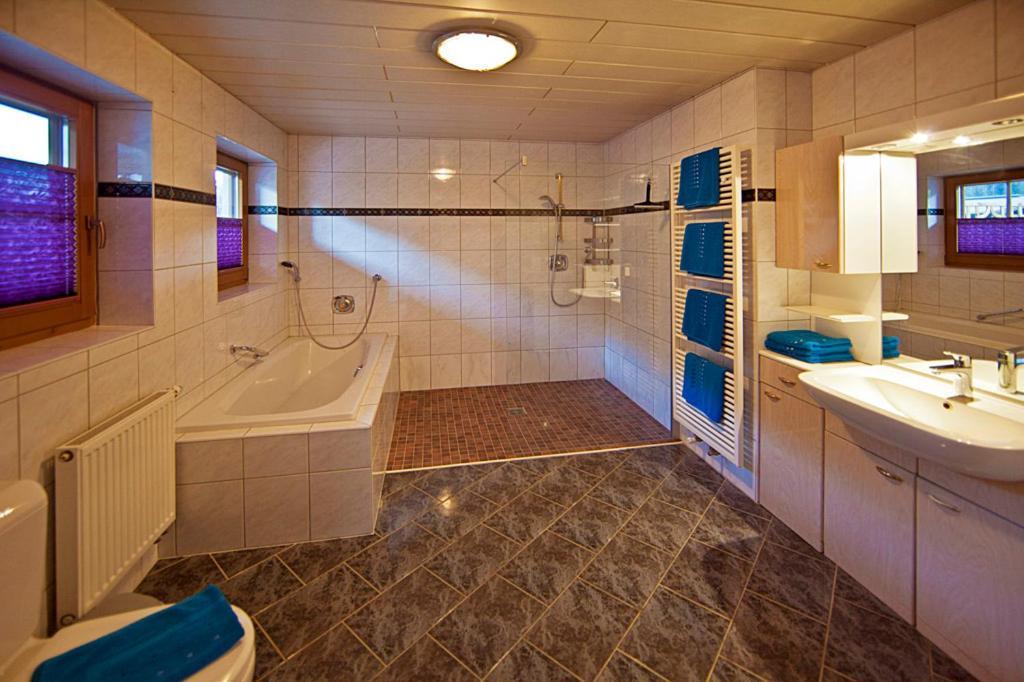 Landhotel Rauchenwalderhof Mayrhofen Pokoj fotografie