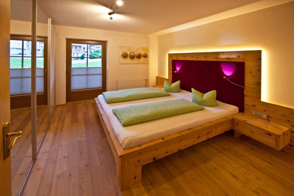 Landhotel Rauchenwalderhof Mayrhofen Pokoj fotografie